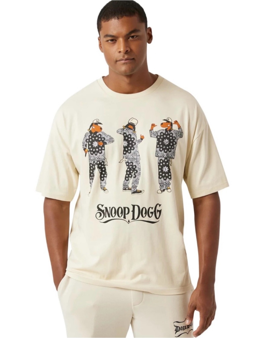 Snoop Dogg Cream Graphic Dog-Themed Tee unisex XL/EG
